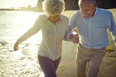 couple near the sea